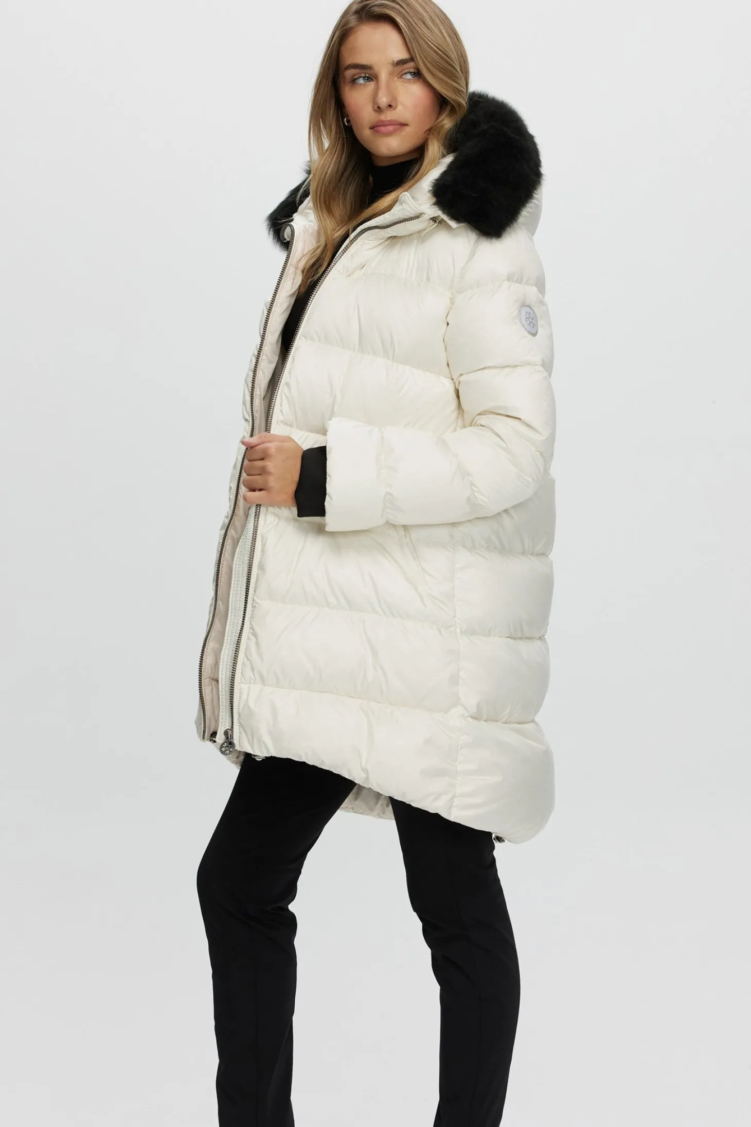 APRES-SKI JACKET WITH DETACHABLE TOSCANA SHEARLING LAMB HOOD TRIM