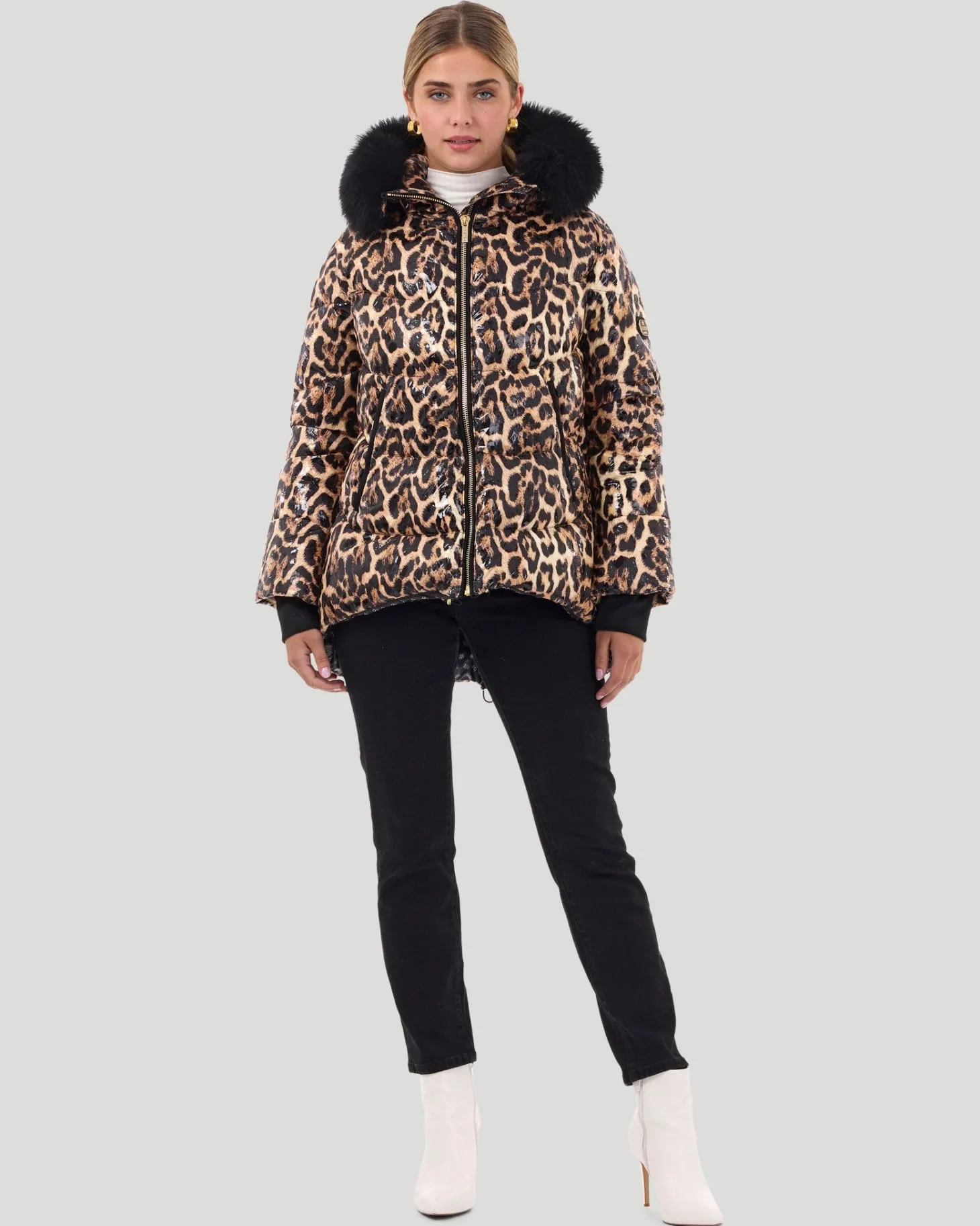 Après-Ski Jacket With Detachable Toscana Shearling Lamb Hood Trim
