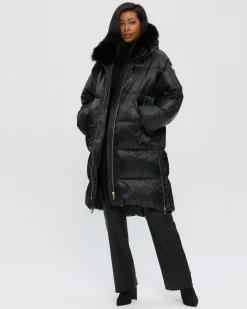Après-Ski Jacket With Detachable Toscana Shearling Lamb Hood Trim