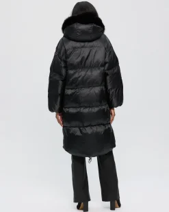 Après-Ski Jacket With Detachable Toscana Shearling Lamb Hood Trim