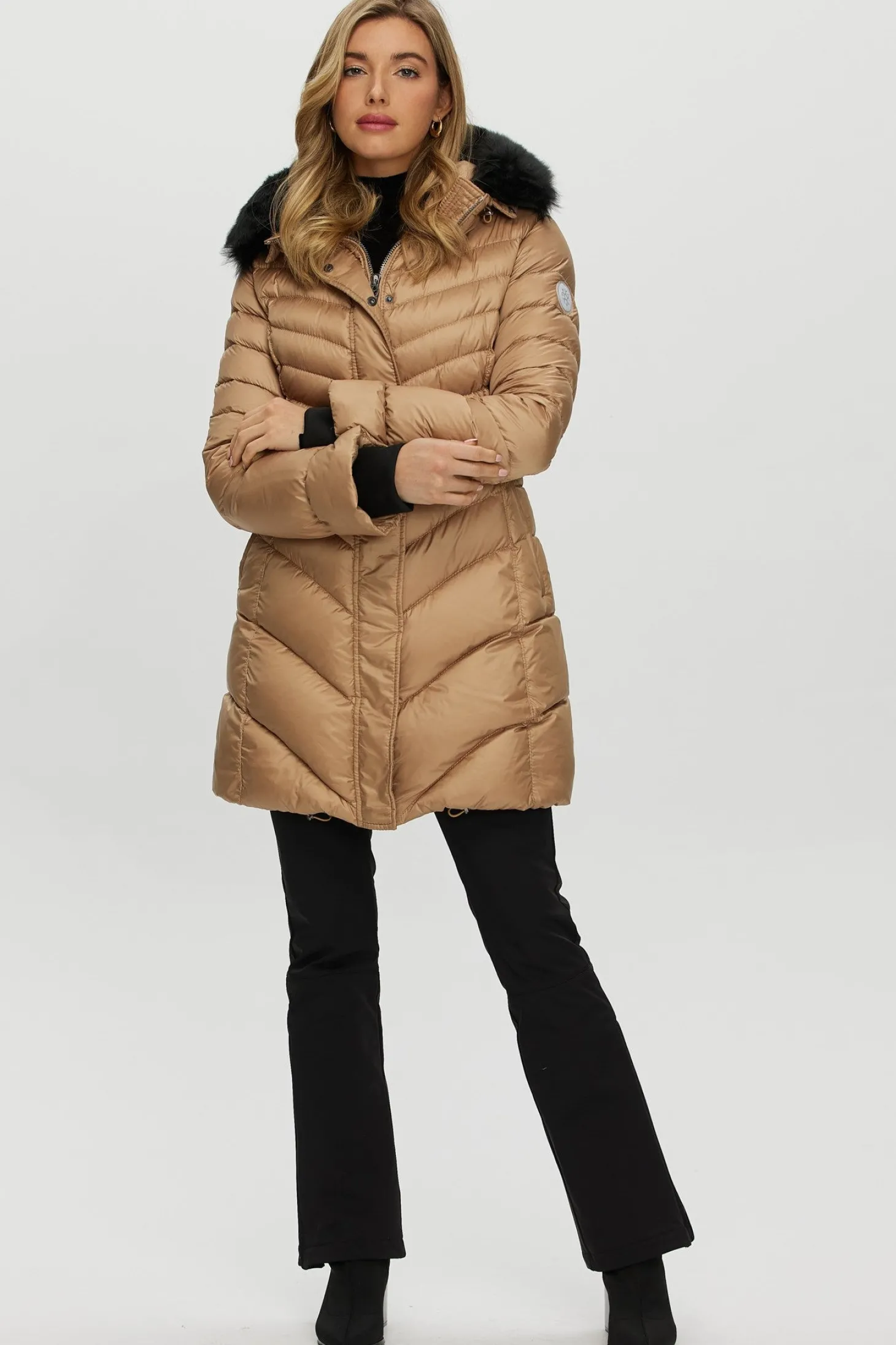 Après-Ski Jacket With Detachable Toscana Shearling Lamb Hood Trim