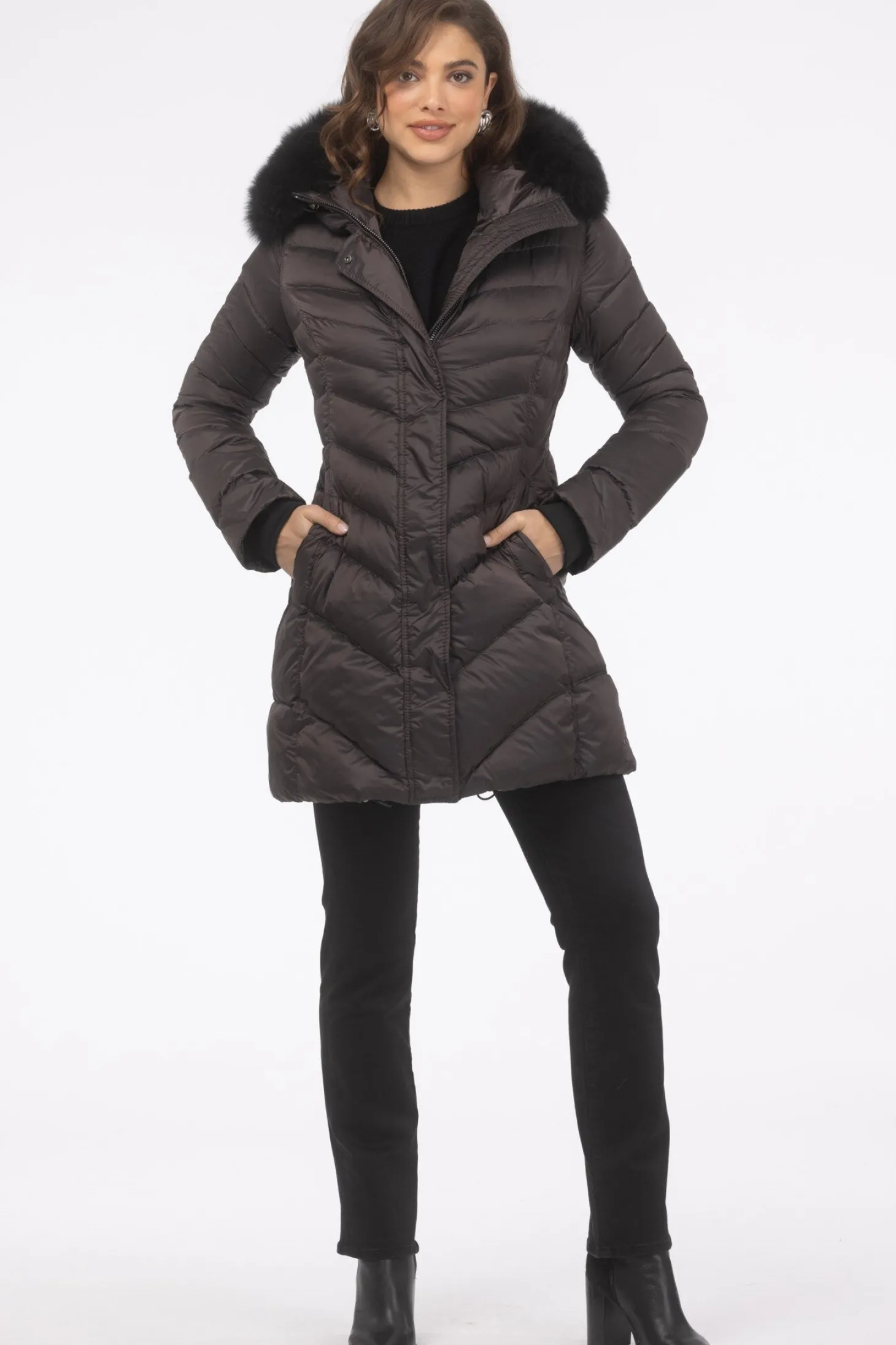 Après-Ski Jacket With Detachable Toscana Shearling Lamb Hood Trim