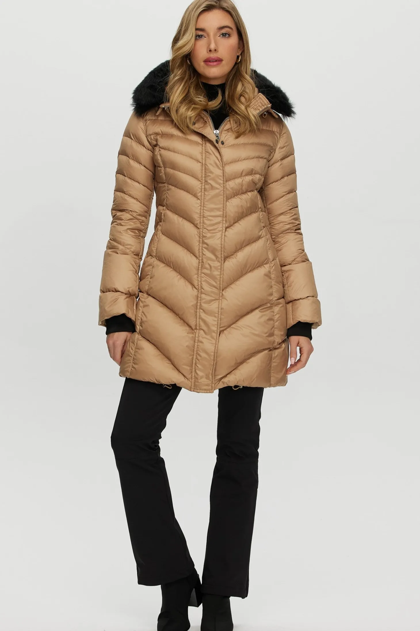 Après-Ski Jacket With Detachable Toscana Shearling Lamb Hood Trim