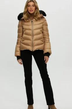 Après-Ski Jacket With Detachable Toscana Shearling Lamb Hood Trim