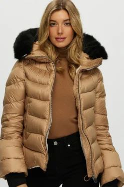 Après-Ski Jacket With Detachable Toscana Shearling Lamb Hood Trim