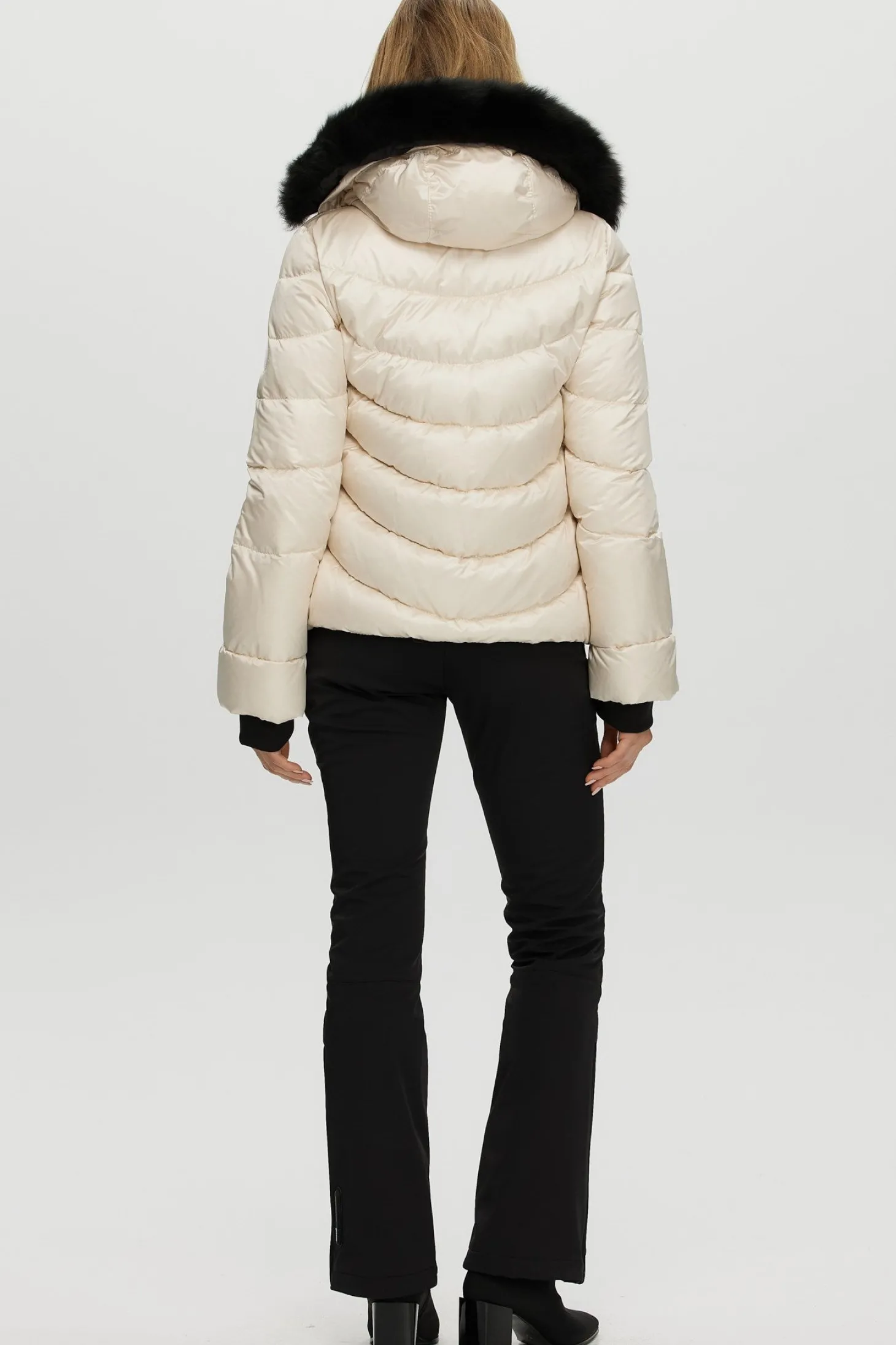 Après-Ski Jacket With Detachable Toscana Shearling Lamb Hood Trim
