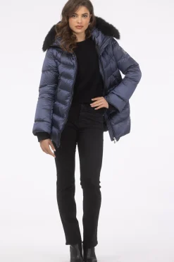 Après-Ski Jacket With Detachable Toscana Shearling Lamb Hood Trim