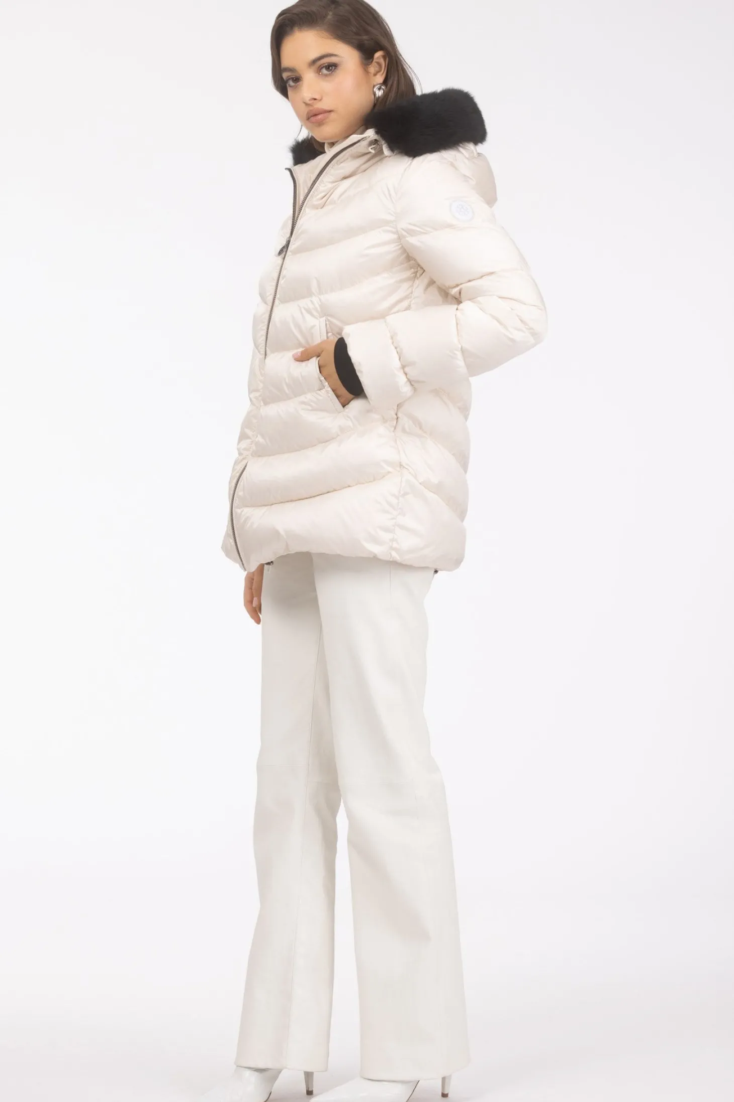 Après-Ski Jacket With Detachable Toscana Shearling Lamb Hood Trim