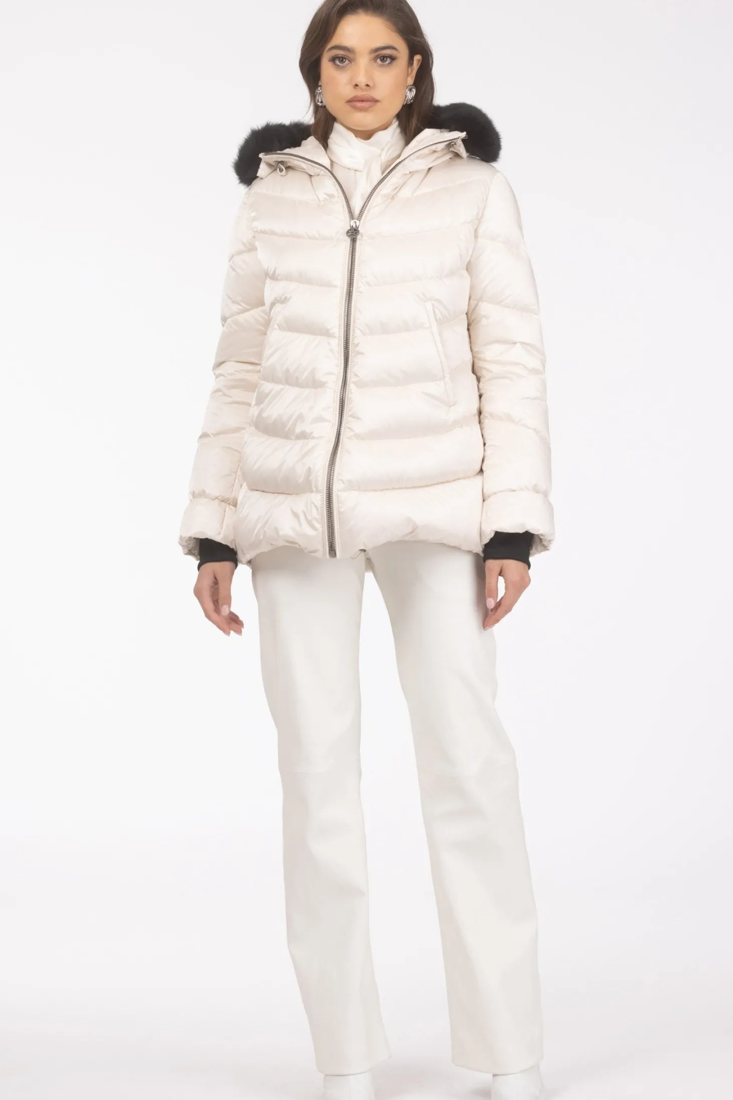 Après-Ski Jacket With Detachable Toscana Shearling Lamb Hood Trim
