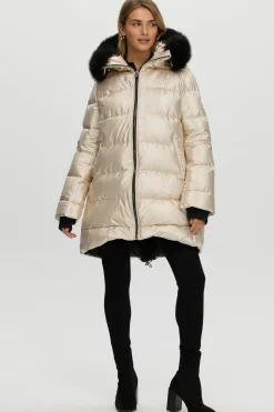 Après-Ski Jacket With Detachable Toscana Shearling Lamb Hood Trim
