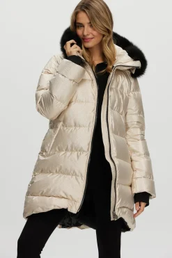 Après-Ski Jacket With Detachable Toscana Shearling Lamb Hood Trim