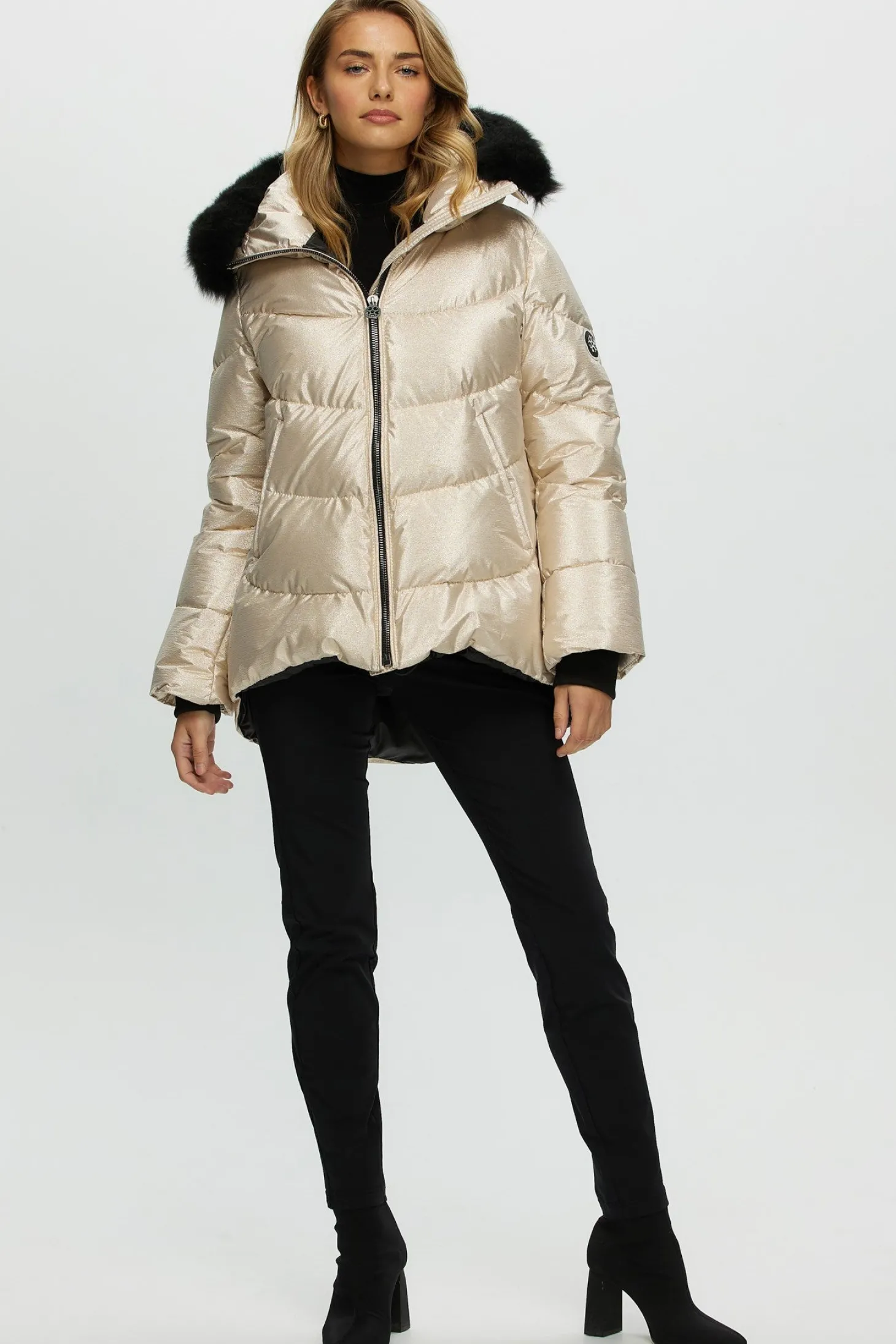 Après-Ski Jacket With Detachable Toscana Shearling Lamb Hood Trim