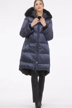 Après-Ski Jacket With Detachable Toscana Shearling Lamb Hood Trim