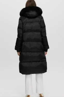 Après-Ski Jacket With Detachable Toscana Shearling Lamb Hood Trim