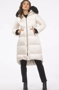 Après-Ski Jacket With Detachable Toscana Shearling Lamb Hood Trim