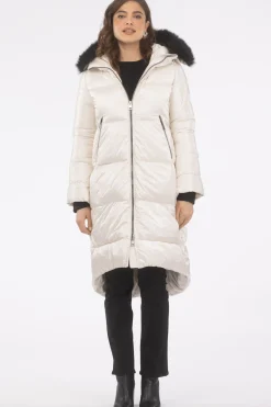 Après-Ski Jacket With Detachable Toscana Shearling Lamb Hood Trim
