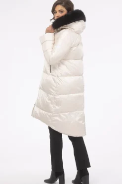 Après-Ski Jacket With Detachable Toscana Shearling Lamb Hood Trim