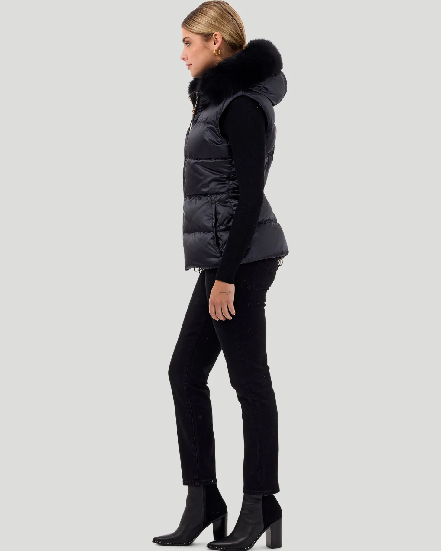 Après-Ski Vest With Detachable Toscana Shearling Lamb Hood Trim