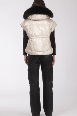 Après-Ski Vest With Detachable Toscana Shearling Lamb Hood Trim