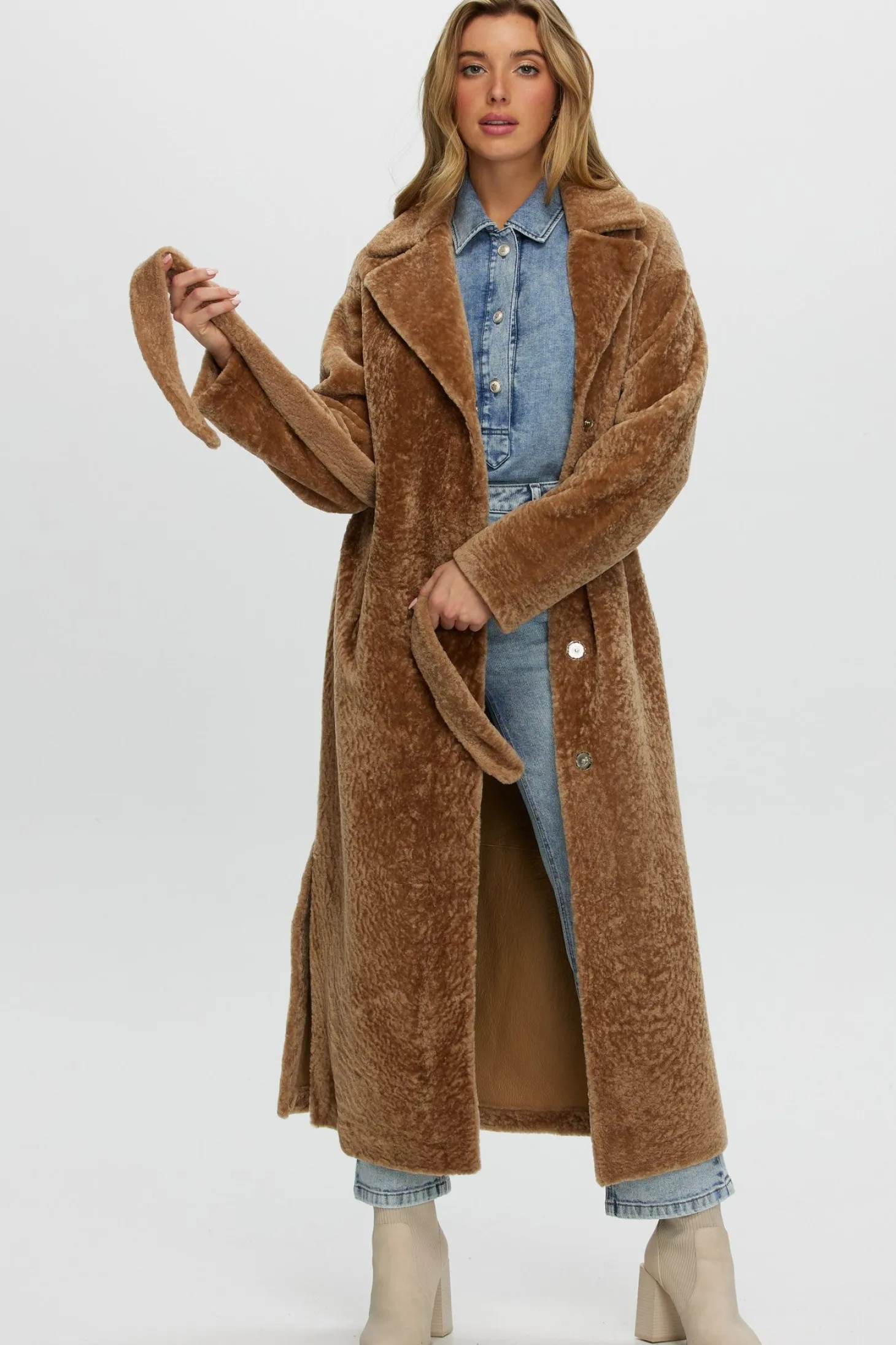 Reversible Select Shearling Lamb Coat With Side Slits And Belt