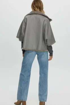 Reversible Shearling Lamb Short Sleeve Zip Cape