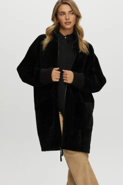 Reversible Textured Shearling Lamb Jacket