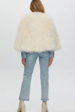 Select Cashmere Goat Cape