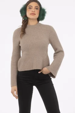 Select Lamb Earmuffs With Leather Frame