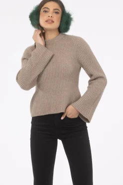 Select Lamb Earmuffs With Leather Frame