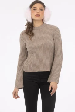 Select Lamb Earmuffs With Leather Frame