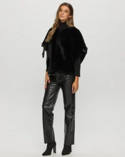 Select Shearling Lamb Collarless Short Sleeve Jacket