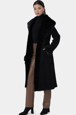 Select Shearling Lamb Short Coat With Toscana Collar And Cuff