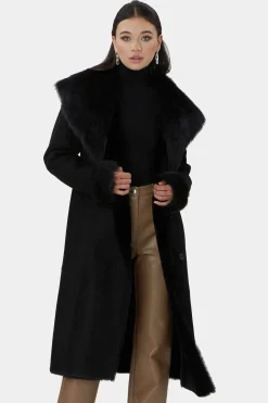 Select Shearling Lamb Short Coat With Toscana Collar And Cuff